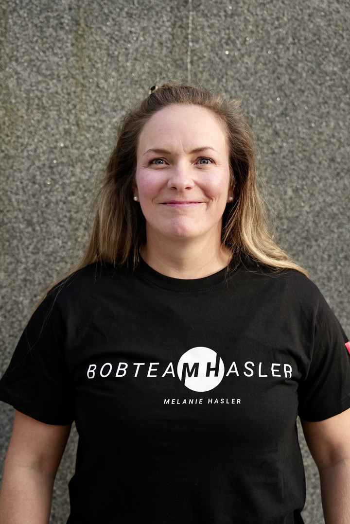 Bobteam-Hasler_Team_Regula-Füglister.jpg